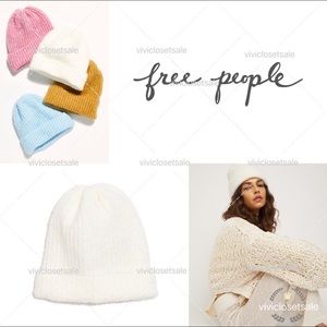 NWT✨FREE PEOPLE Lullaby Rib Beanie white